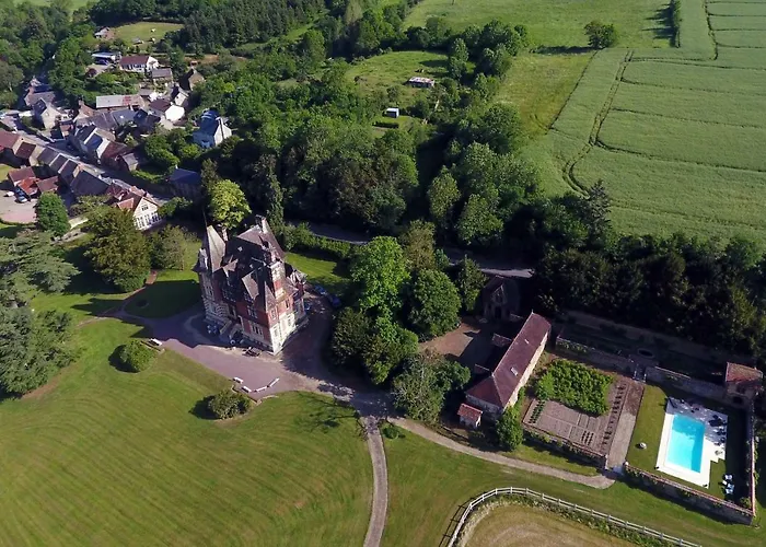 Les Ecuries Du Manoir De Benedicte Cahan